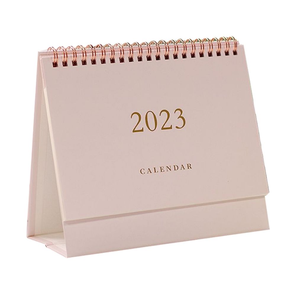 Where to custom artwork of 18 Months Desk Calendar 2023?---Yuhe Print 