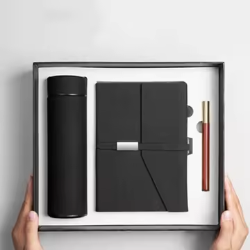 Business Gift Set with Client Logo Embossing A5 Journal Set With Water Bottle Leather Notebook Gift Box with Pen